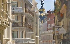 Hostal Andrea Granvia